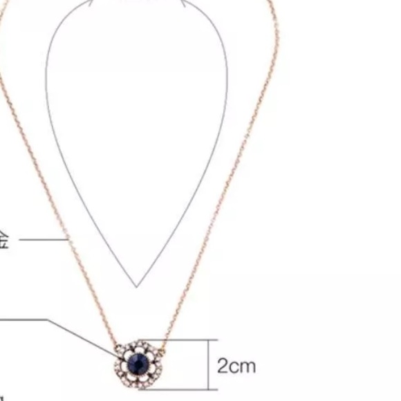 Cute Betsey Johnson alloy rhinestones necklace 🌺 - Picture 4 of 8